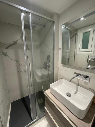 Appartement Neuf à 500m des Champs-Élysées