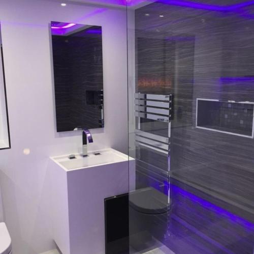 Ванная комната в فندق السعاده