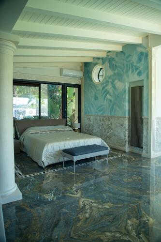 Thalos boutique home