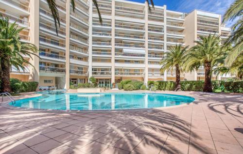 Cozy Apartment In Mandelieu-La-Napoule