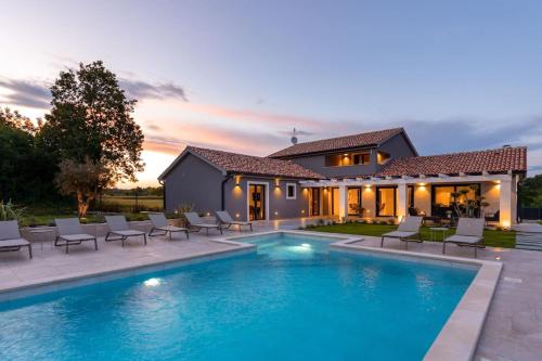 Villa Tre Olive by Istrialux