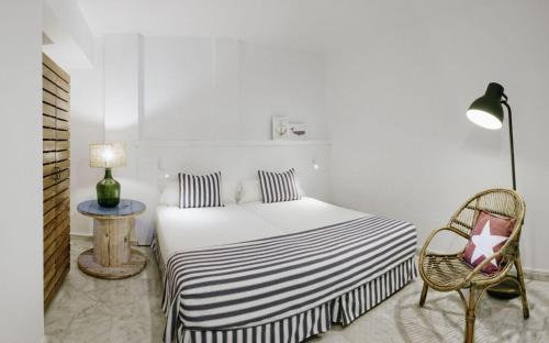 Katil atau katil-katil dalam bilik di Marina Suites Gran Canaria