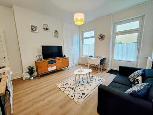 Paris II - Séjour à Auxerre