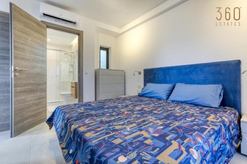 Gallery image of Cosy Penthouse with Terrace & views in St Julians by 360 Estates in Tal-Għoqod