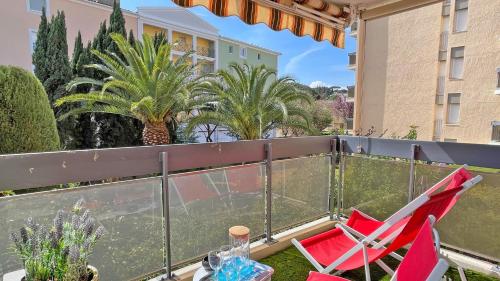 Un balcon sau o terasă la Silène