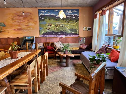 Posezení v ubytování Ankatu Hostel