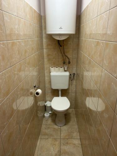 Noel Apartmanにあるバスルーム