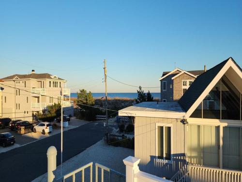 Gallery image of 3Rd From The Ocean In Harvey Cedars! in Harvey Cedars
