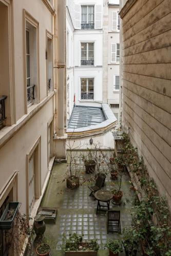 Stylish apartment in the heart of Paris