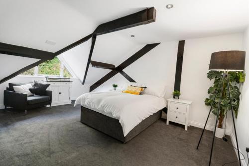 Кровать или кровати в номере 3A St Annes Well - Business, Leisure or Relocation