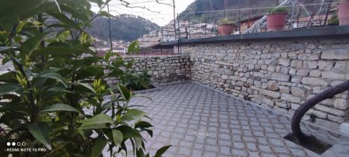 Φωτογραφία από το άλμπουμ του Guest House Baba Lluka σε Berat