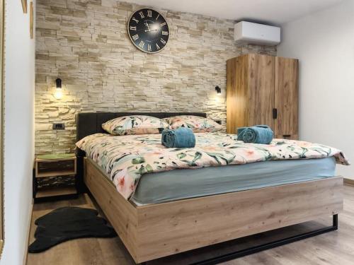 Cozy Newly-Renovated Apartment Ivan