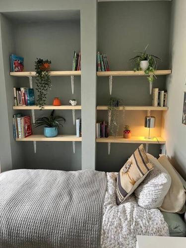 #02 Just the Splott Sleeps 6- 8mins to Stadium - " Perfect for Contractors and Families - Free Parking" photo 43