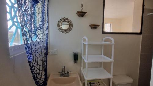 Ένα μπάνιο στο Sunset Haven