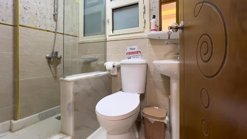 Vannituba majutusasutuses Atlantis Pyramids Inn New
