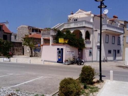 Apartments by the sea Jezera, Murter - 22632