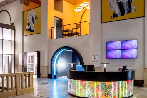 Aloft Philadelphia Downtown Image