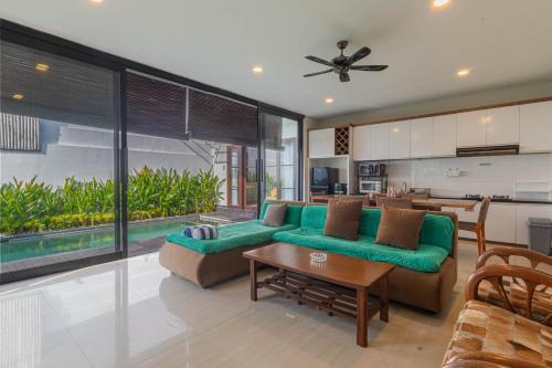 Dapur atau dapur kecil di The BALIem Villa