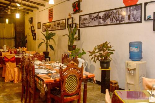 En restaurang eller annat matställe på Terrel Residencies Gal Oya