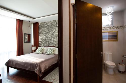 Koupelna v ubytování Nagawari Art Maldives BBQ Pattaya Villa