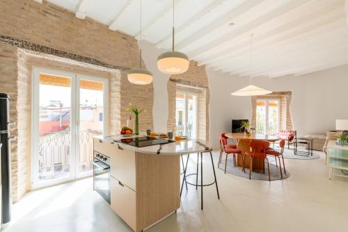 AD3B Bright 3Br and 2Bath apartment Downtown Sevilla