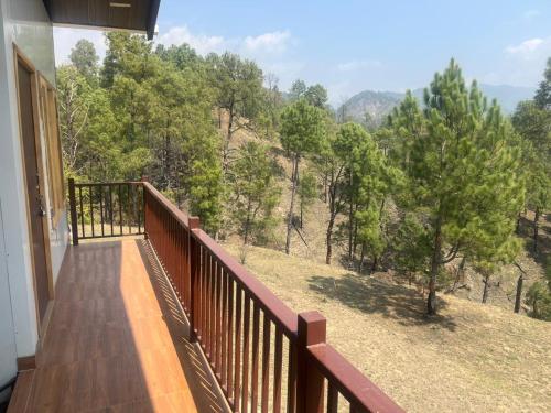 Nespecifikovaný výhled na hory nebo výhled na hory při pohledu z bed and breakfast