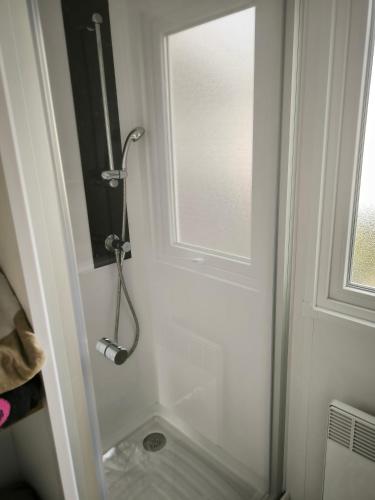 Photo de la galerie de l'établissement Jolie mobil home (F17), à Saint-Jean-de-Monts