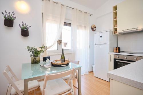Apartment Mark by Litto