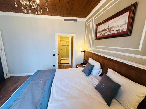 Deluxe Connection Room (Annex Building)