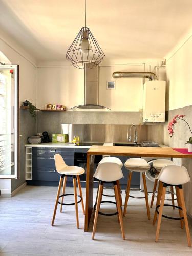 Photo de la galerie de l'établissement 11 Trachel - Charmant T2 spacieux à proximité de gare Thiers, à Nice