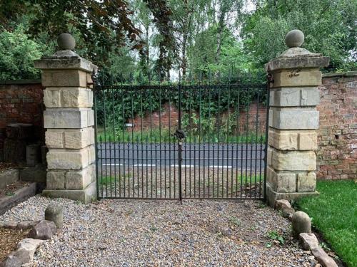 Studio 3B The Carriage House York 6m Village Location photo 19