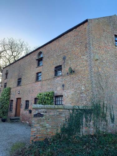 Studio 3B The Carriage House York 6m Village Location photo 21