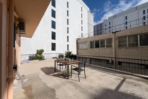 Radiant Apt in Athens centre