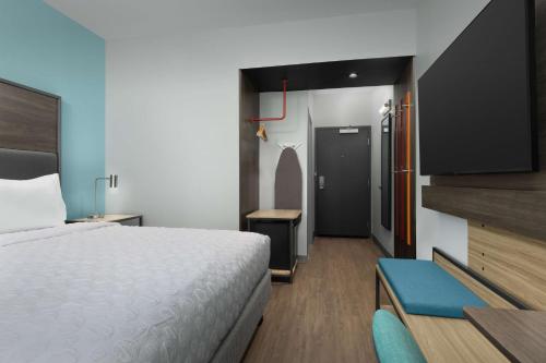 Ein Bett oder Betten in einem Zimmer der Unterkunft Tru By Hilton North Augusta