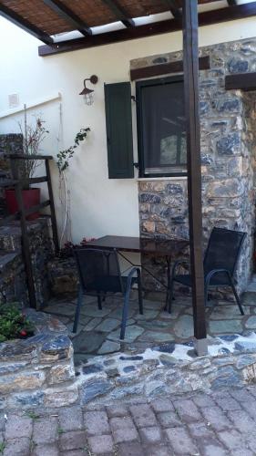 Αίθριο ή υπαίθριος χώρος στο On the Rocks Myrto