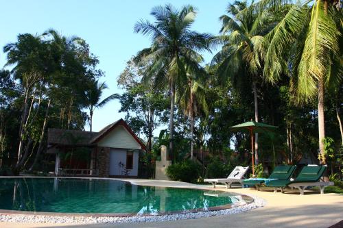 Gallery image of Phalarn Inn Resort in Mae Nam