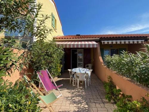 Villa 4 pers, 300m plage, parking, terrasse, BBQ - FR-1-782-25