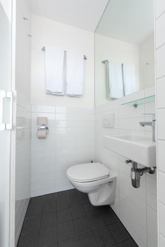 Ванная комната в easyHotel Amsterdam City Centre South