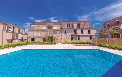 Two-Bedroom Apartment In Povljana