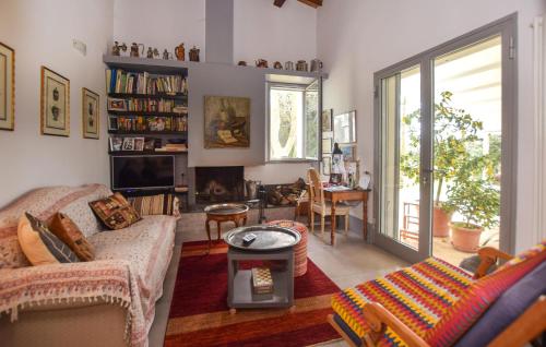 Χώρος καθιστικού στο Awesome Home In Ischia Di Castro