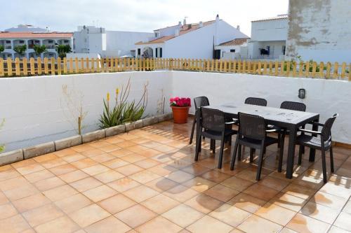 Foto Roca Fornells, Planta baja con maravilloso patio F96 5