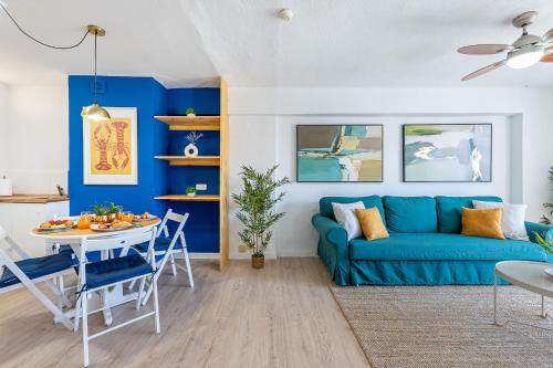 797 HOLIDAY RENTALS - Atico con vistas en piscis