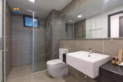 V Residence 2R1B at Sunway Velocity by Bai Yi # 0812