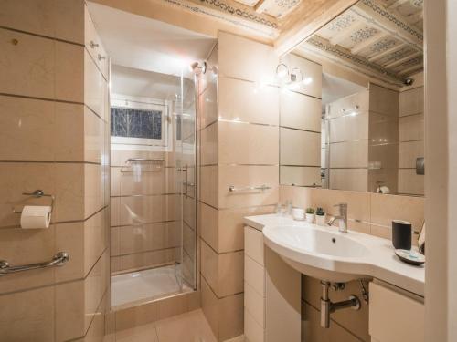 The Best Rent - Spacious two-bedroom apartment in old town