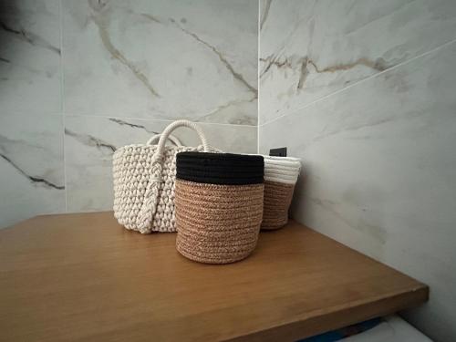 Imagen de la galería de Joelia Suites in Naousa Paros with private jacuzzi!, en Naousa
