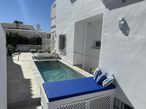 Nerja Paradise Rentals - Villa Calazul