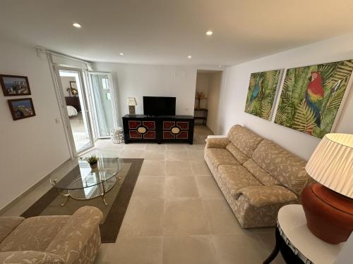 Nerja Paradise Rentals - Villa Calazul