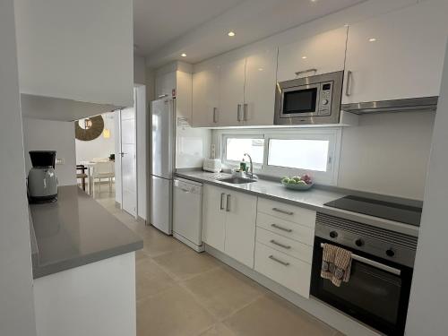Nerja Paradise Rentals - Villa Calazul