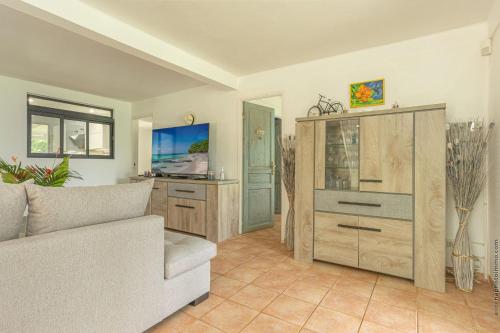 Η κουζίνα ή μικρή κουζίνα στο Domaine de l'Anse Simon - Piscine - 6 chambres