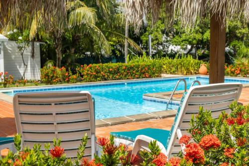 Πισίνα στο ή κοντά στο Domaine de l'Anse Simon - Piscine - 6 chambres